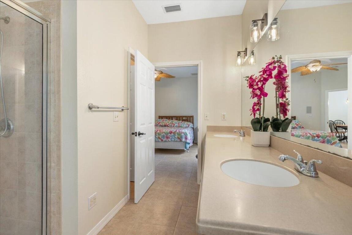 1410 4th Ct Vero Beach, FL 32960