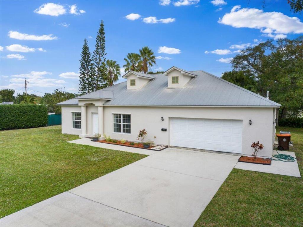 1410 4th Ct Vero Beach, FL 32960
