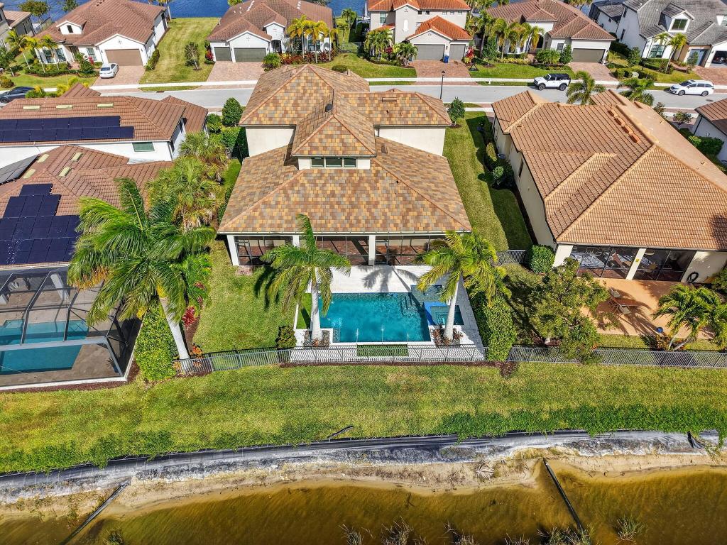 114 Indigo Riv Jupiter, FL 33478