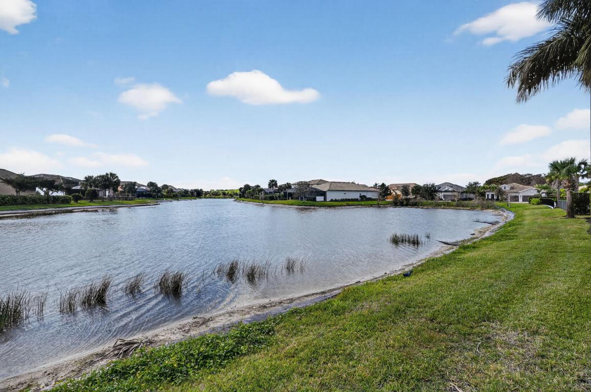 114 Indigo Riv Jupiter, FL 33478