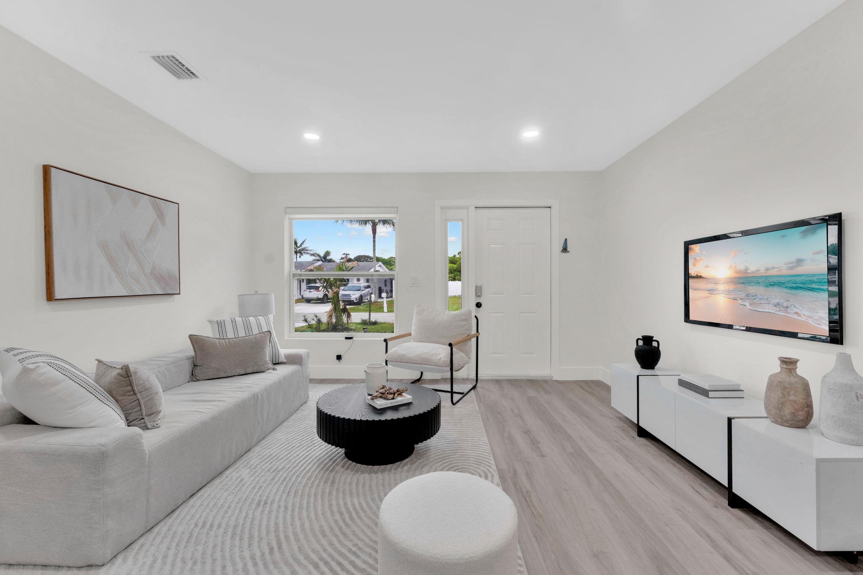 1115 Stillwater Jupiter, FL 33458