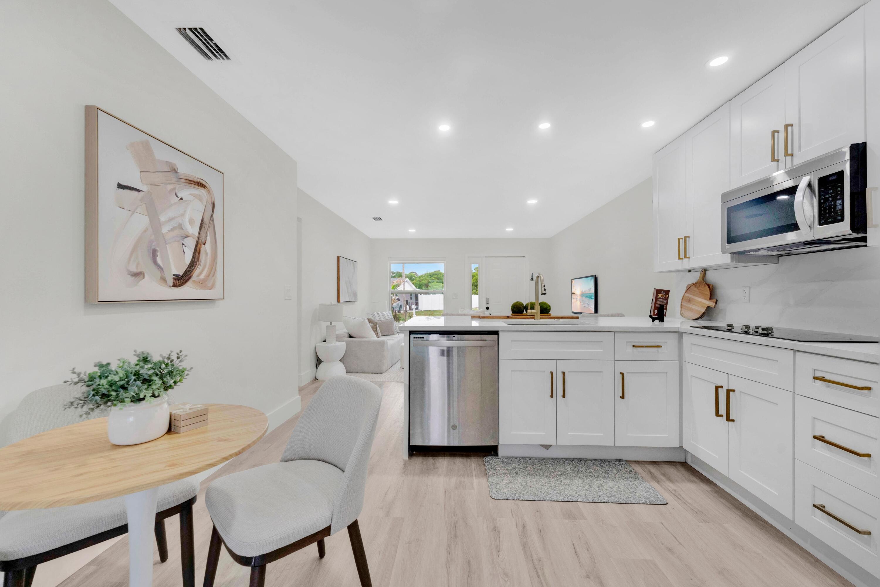 1115 Stillwater Jupiter, FL 33458