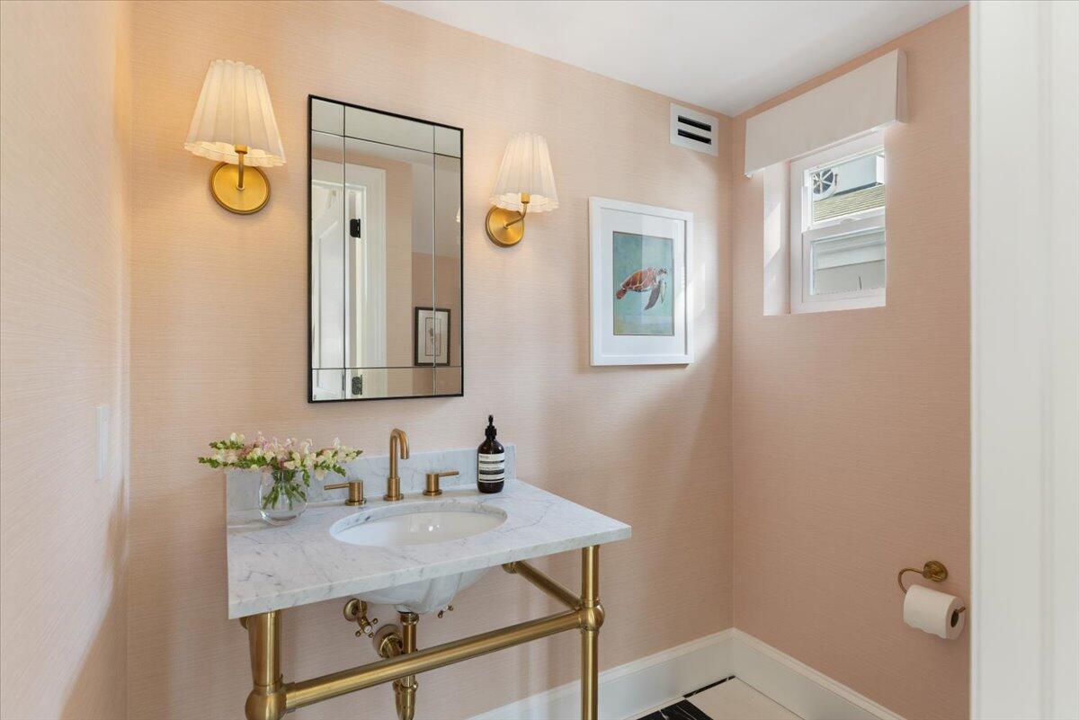 171 S Camelia Vero Beach, FL 32963