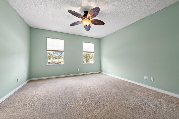 145 Waterford Jupiter, FL 33458