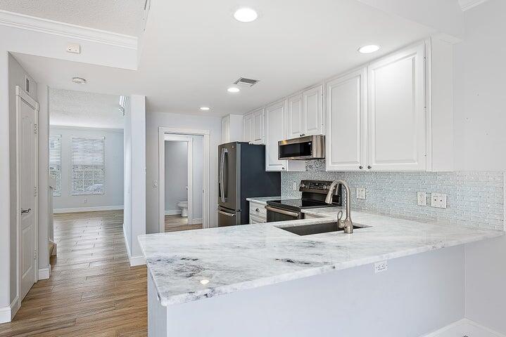 145 Waterford Jupiter, FL 33458