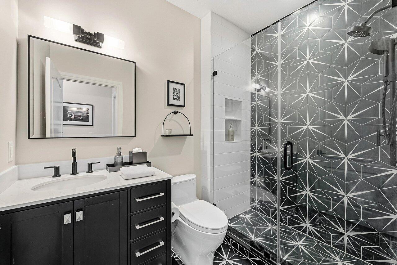 6 NW 11th Delray Beach, FL 33444