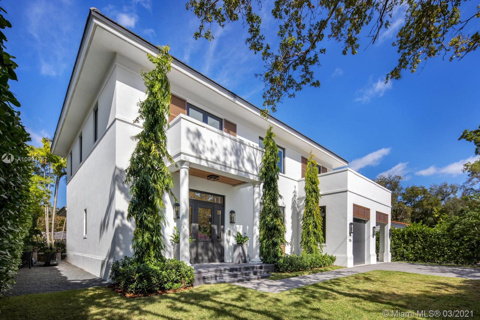 715 S Alhambra Cir Coral Gables, FL 33146