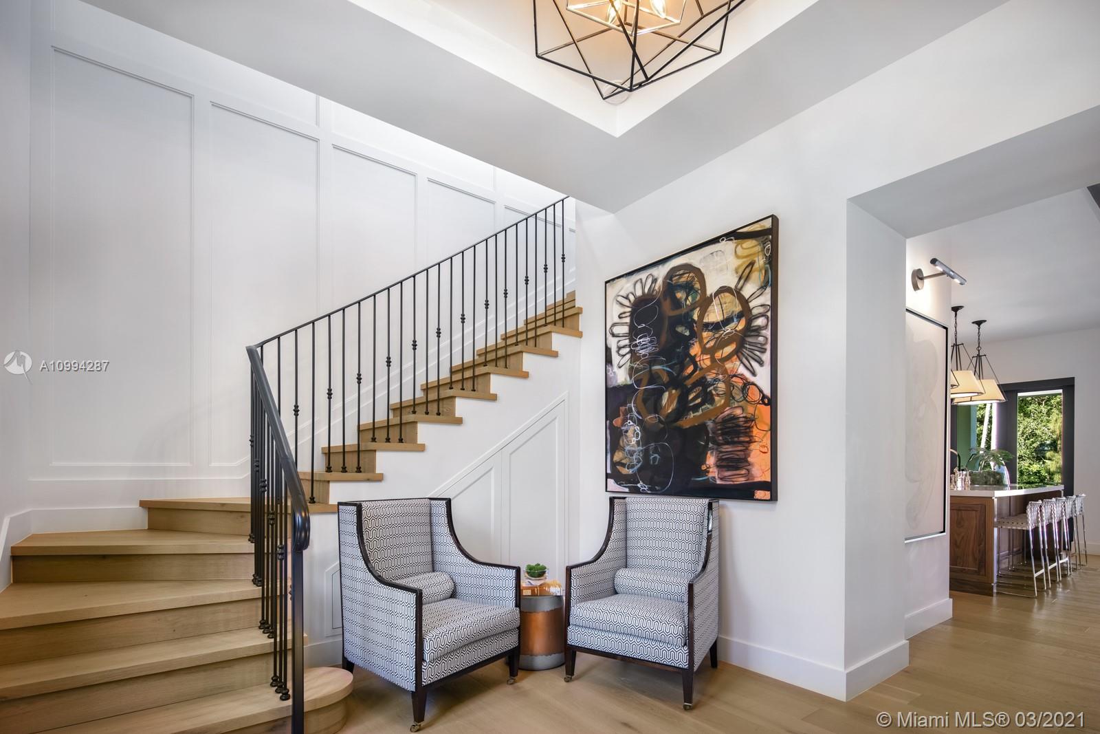 715 S Alhambra Cir Coral Gables, FL 33146