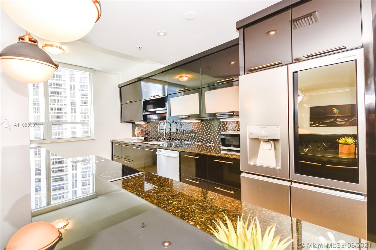 image Courts Brickell Key1