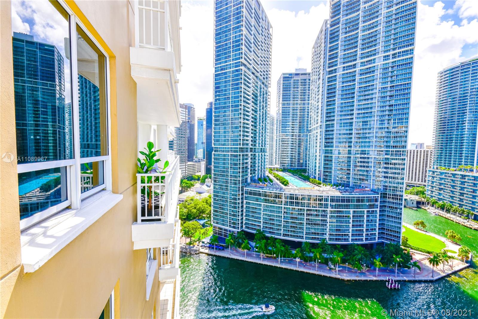 image Courts Brickell Key22