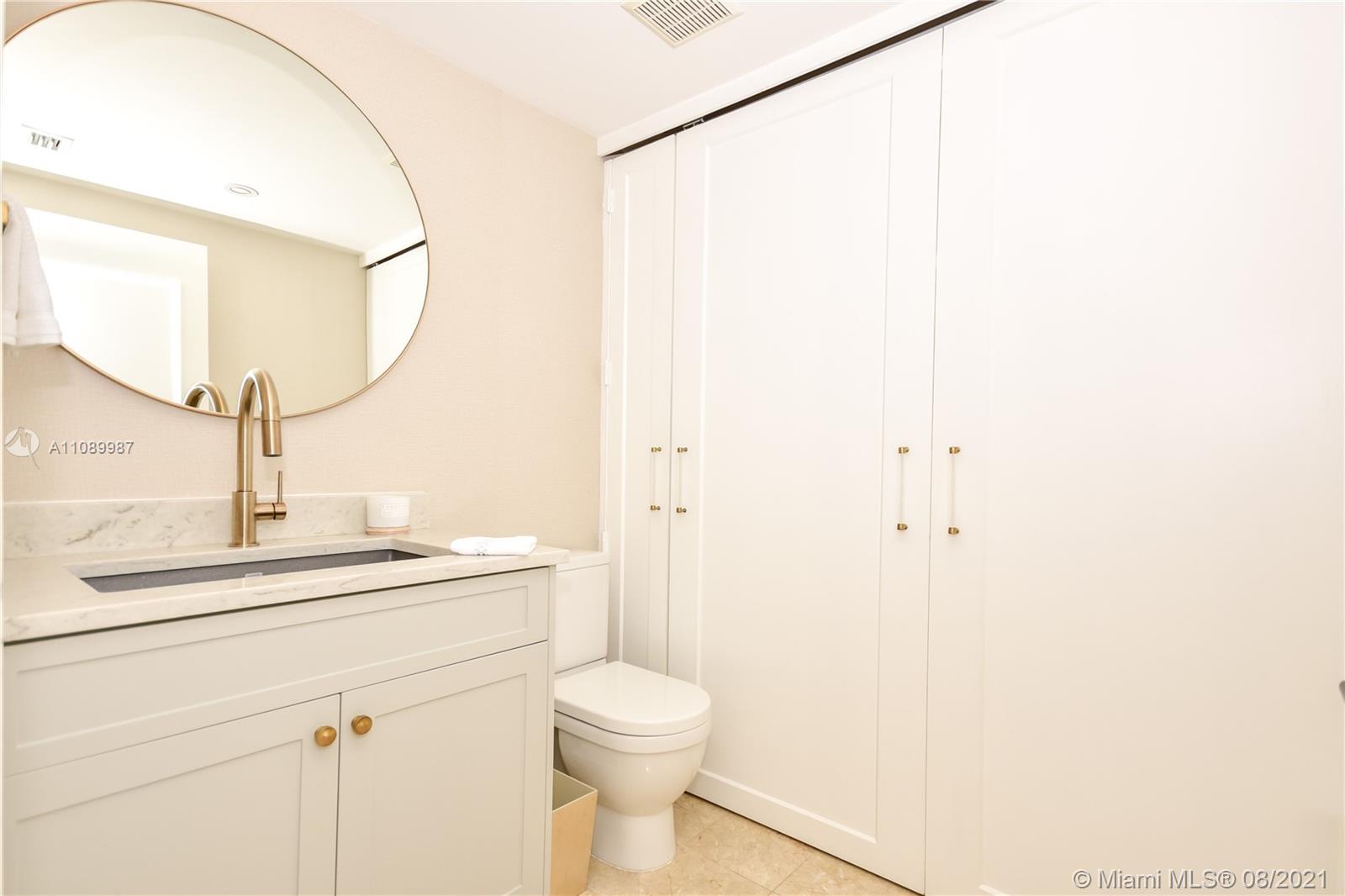 image Courts Brickell Key27