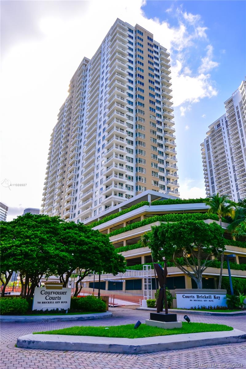 image Courts Brickell Key34