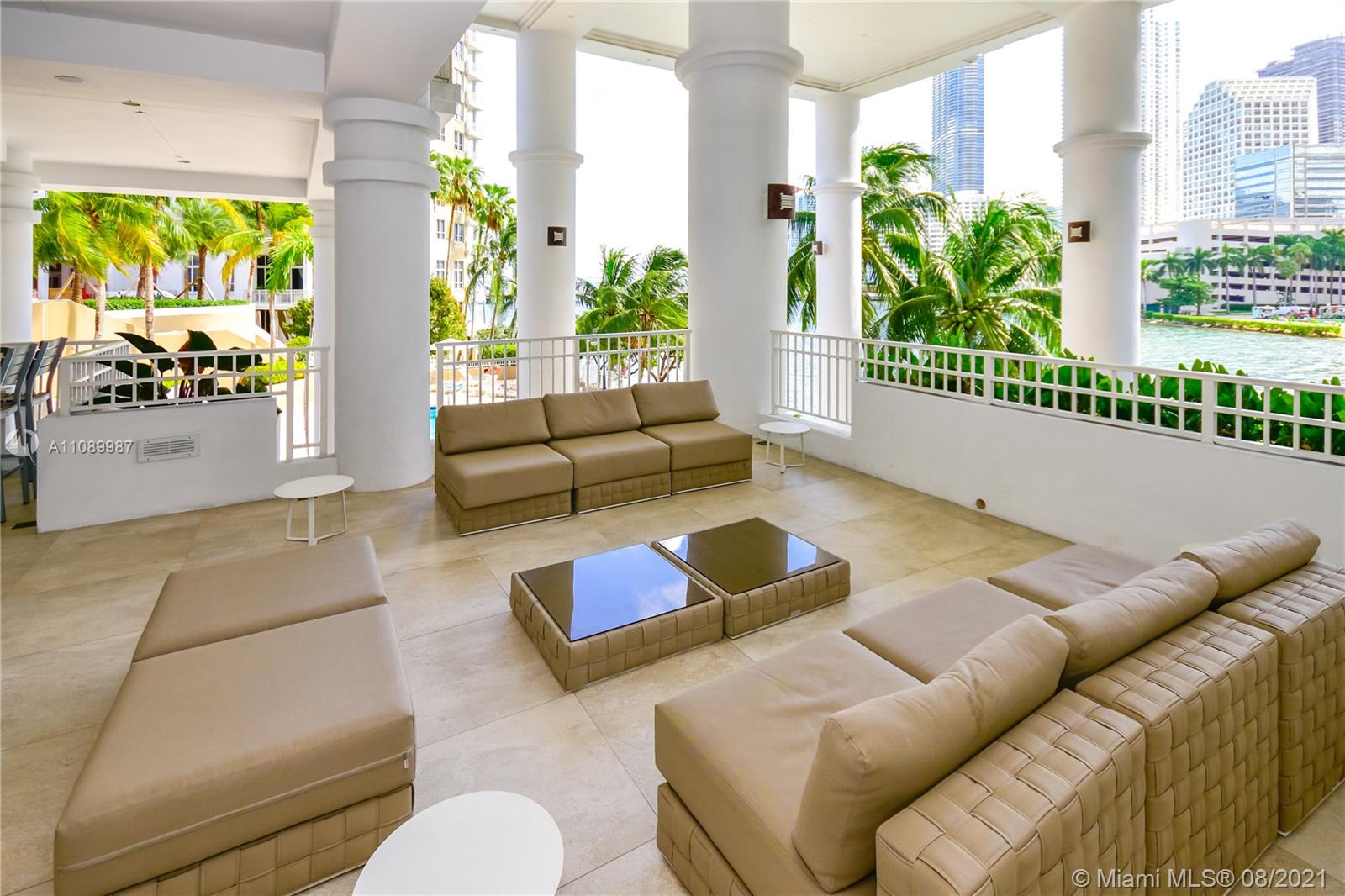 image Courts Brickell Key38