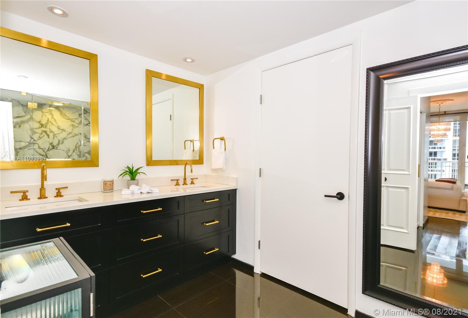 image Courts Brickell Key3