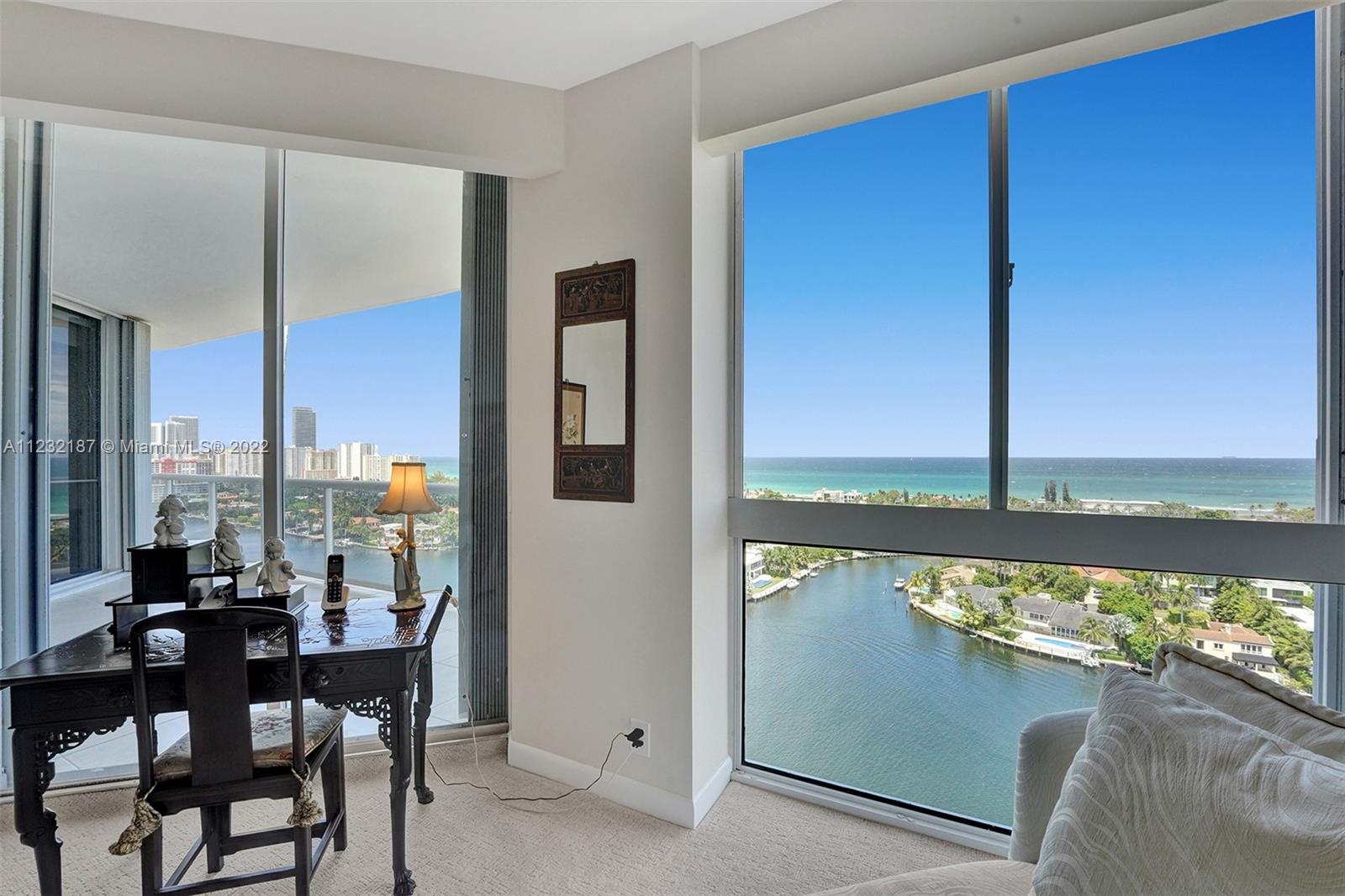 image One Island Place II48