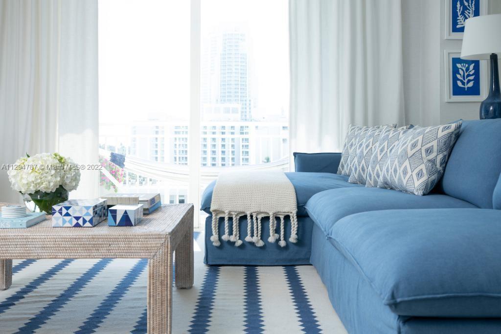 345 Ocean Dr #1007 Miami Beach, FL 33139