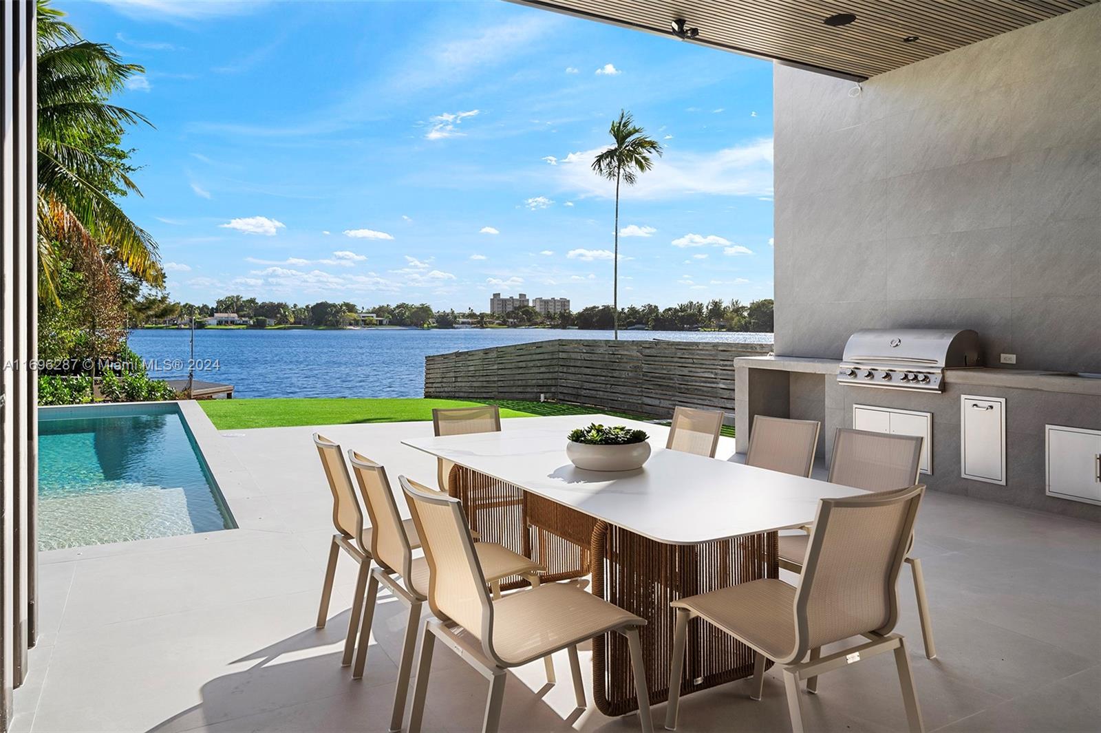 1940 NE 193rd St Miami, FL 33179 1940 NE 193rd St Miami, FL 33179