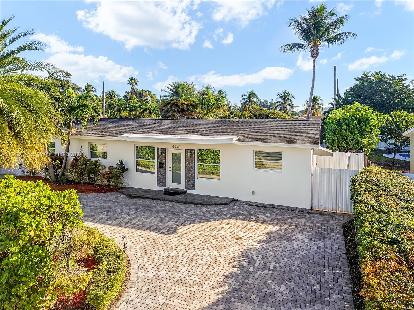 18361 NE 7th Ct,North Miami Beach, FL 33179