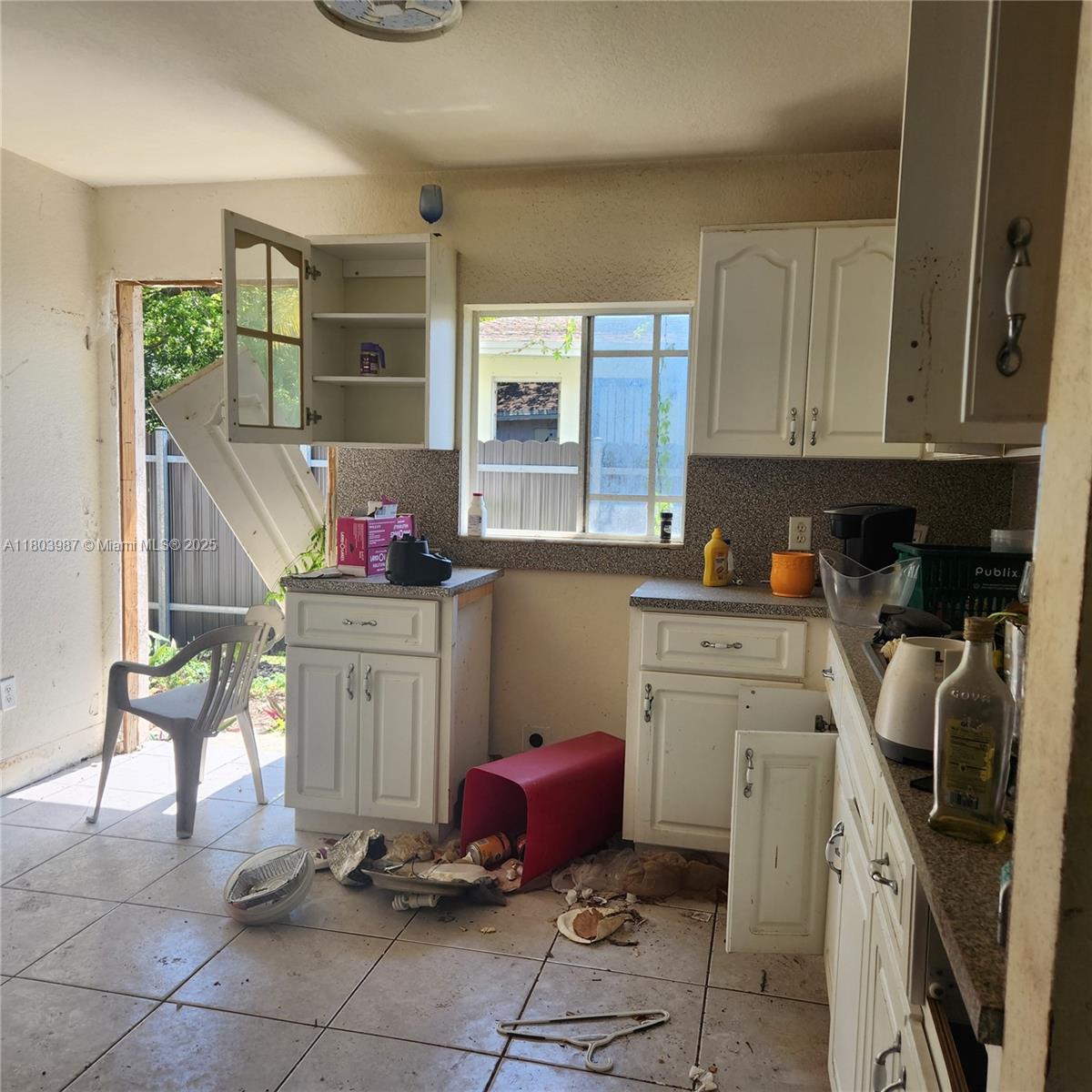 337 NW 49th St,Miami, FL 33127