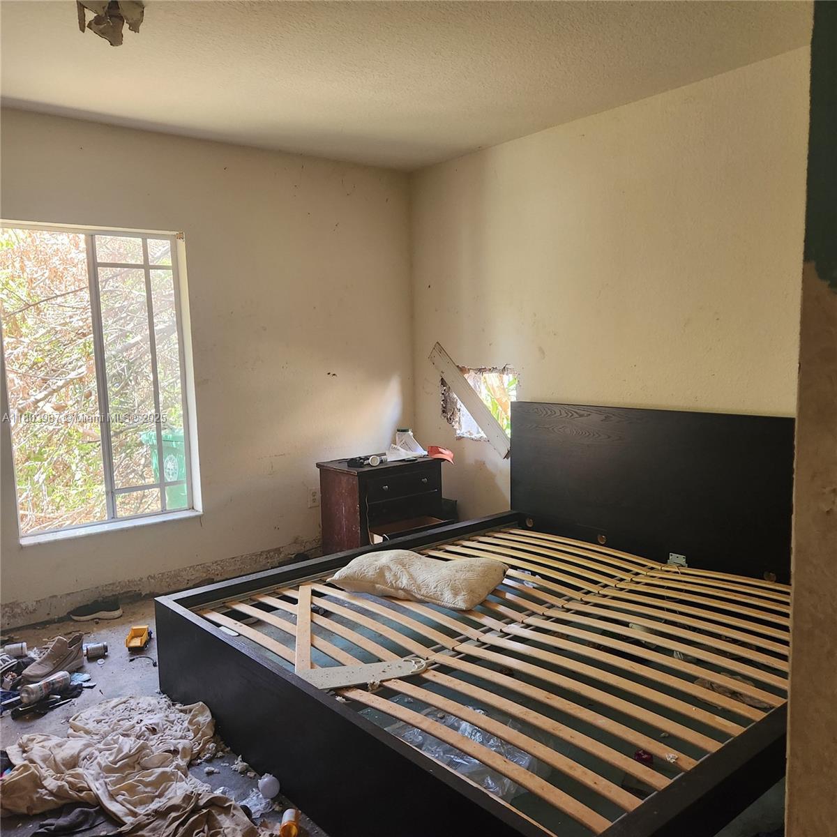 337 NW 49th St,Miami, FL 33127