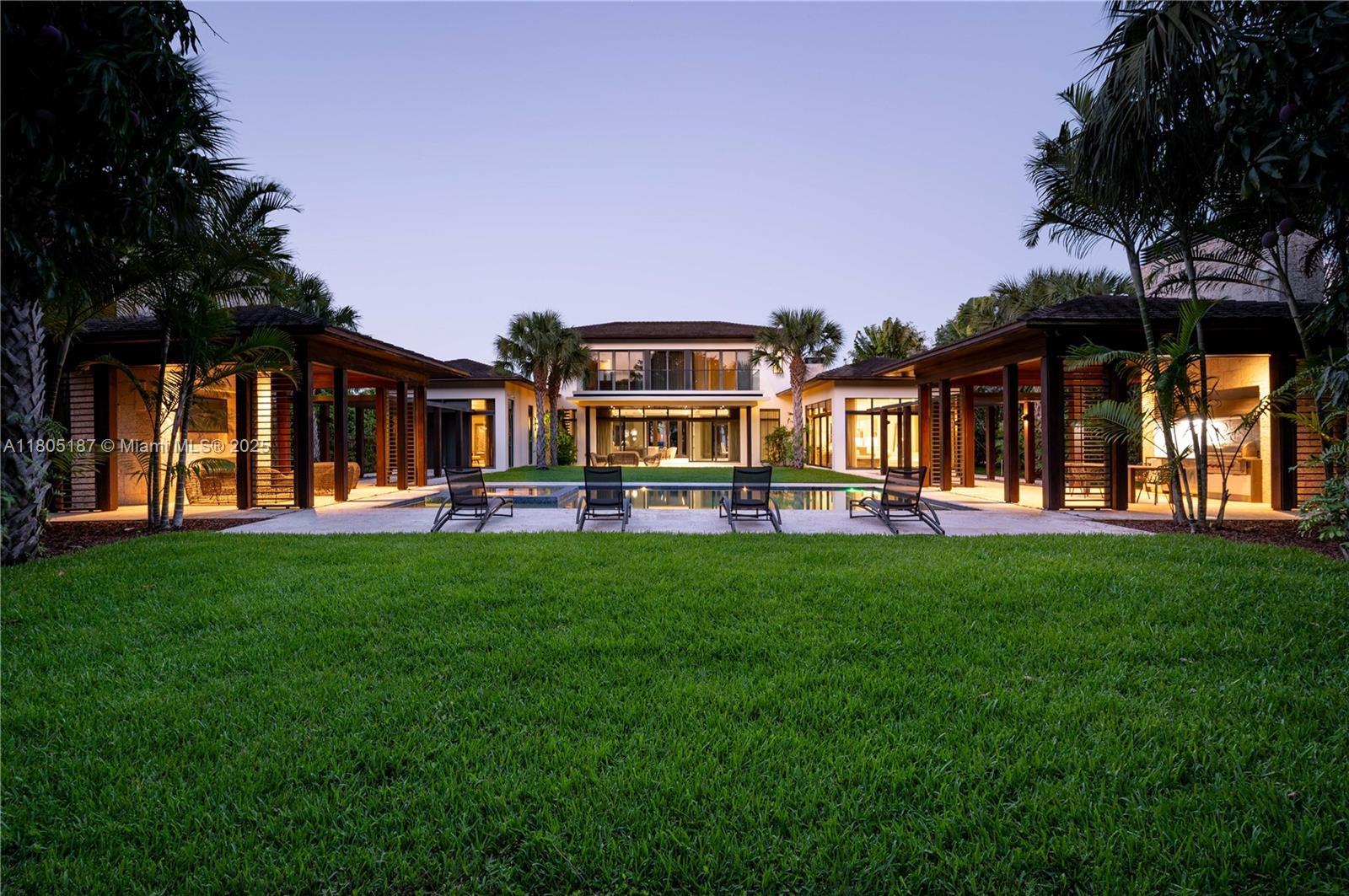 9000 SW 63rd Ct Pinecrest, FL 33156