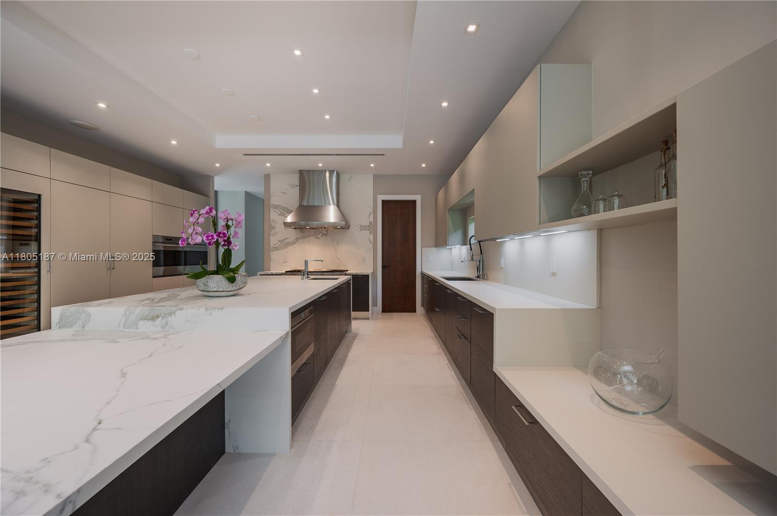 9000 SW 63rd Ct Pinecrest, FL 33156