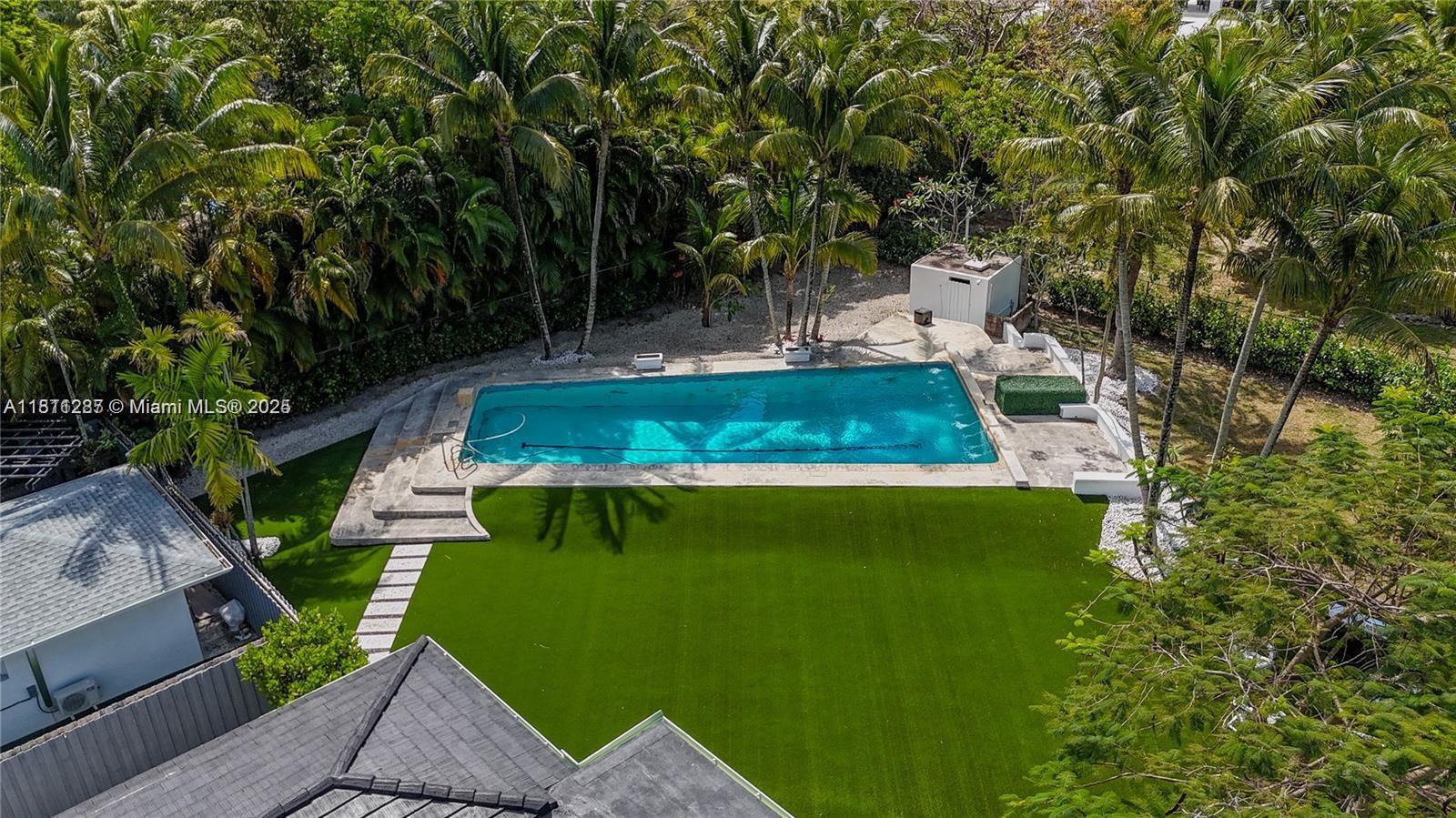 8390 SW 64th St Miami, FL 33143