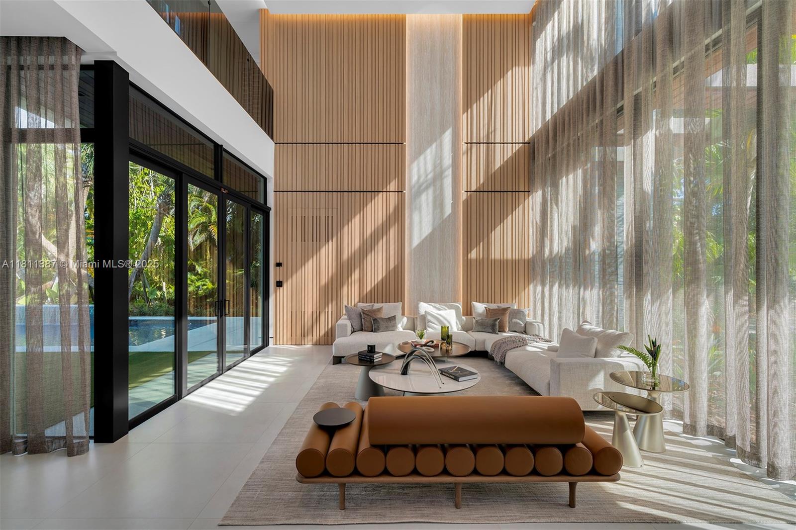 12500 SW 64th Ave Pinecrest, FL 33156