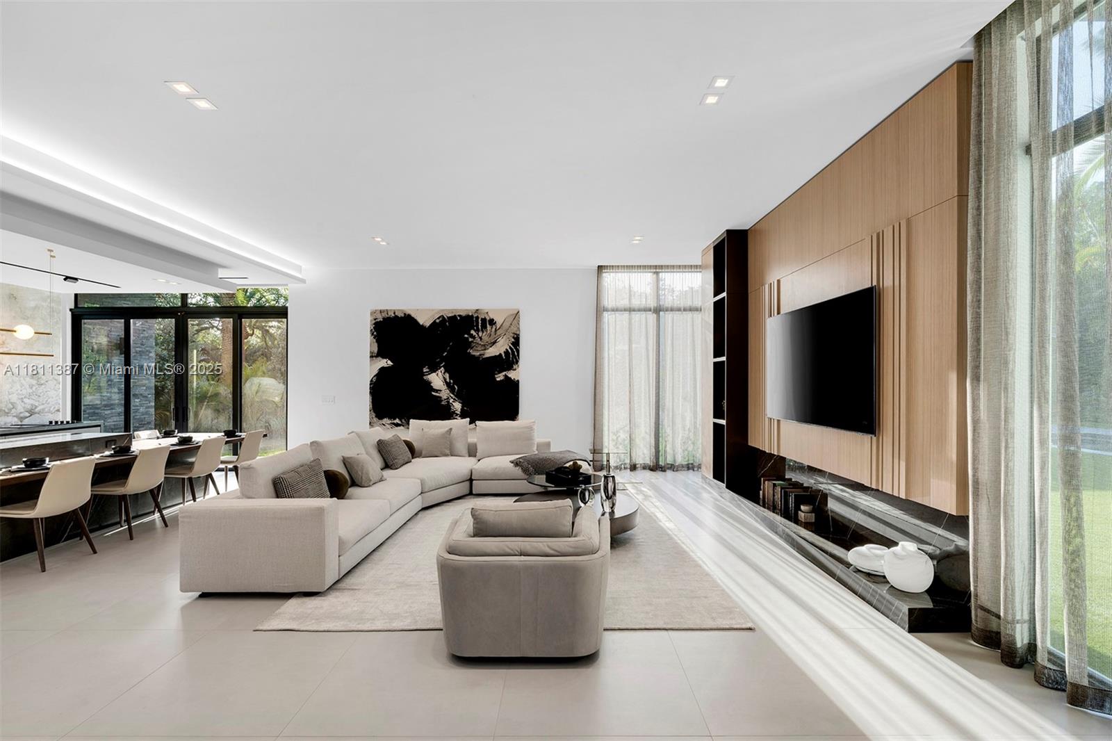 12500 SW 64th Ave Pinecrest, FL 33156