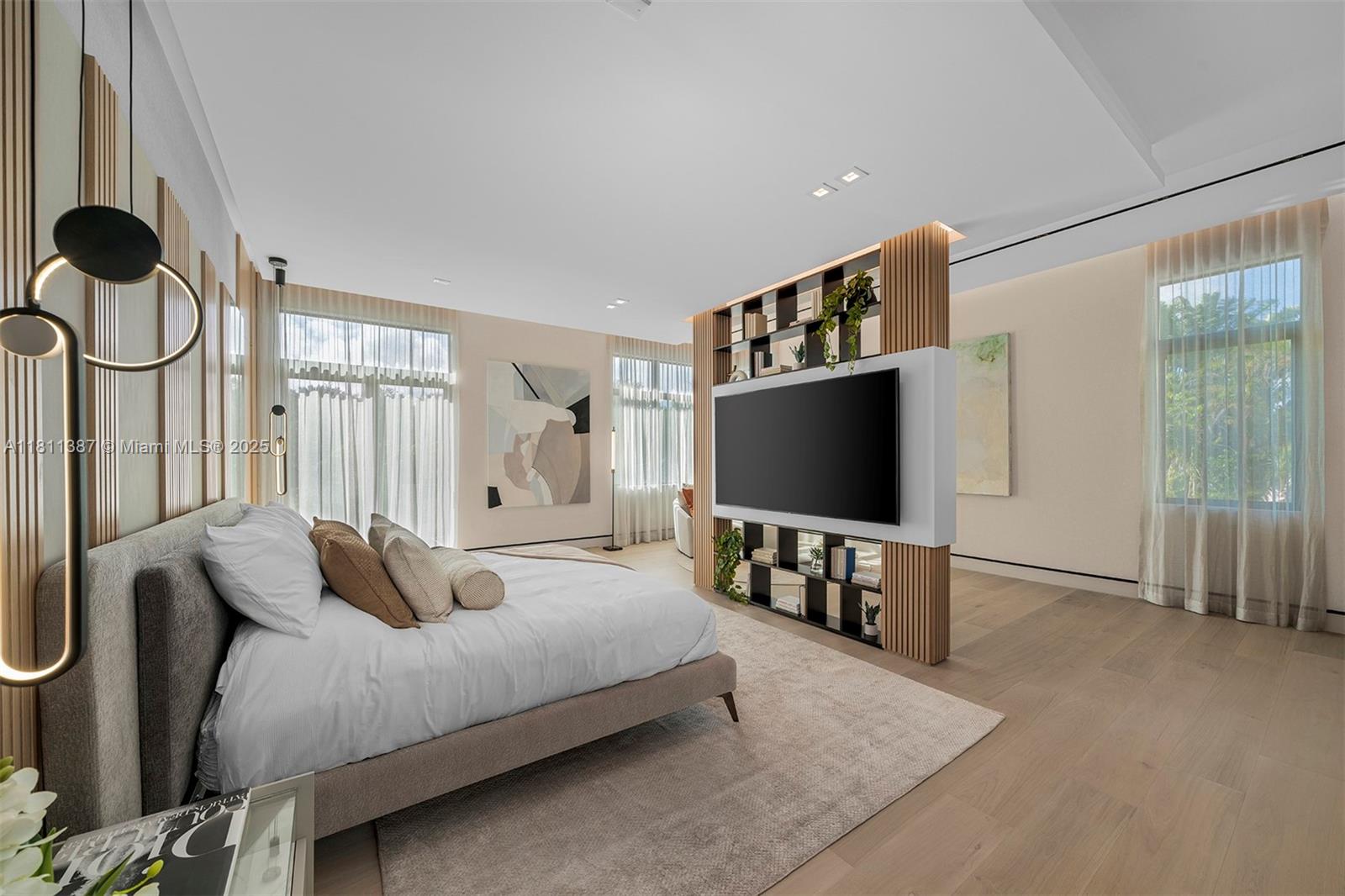 12500 SW 64th Ave Pinecrest, FL 33156