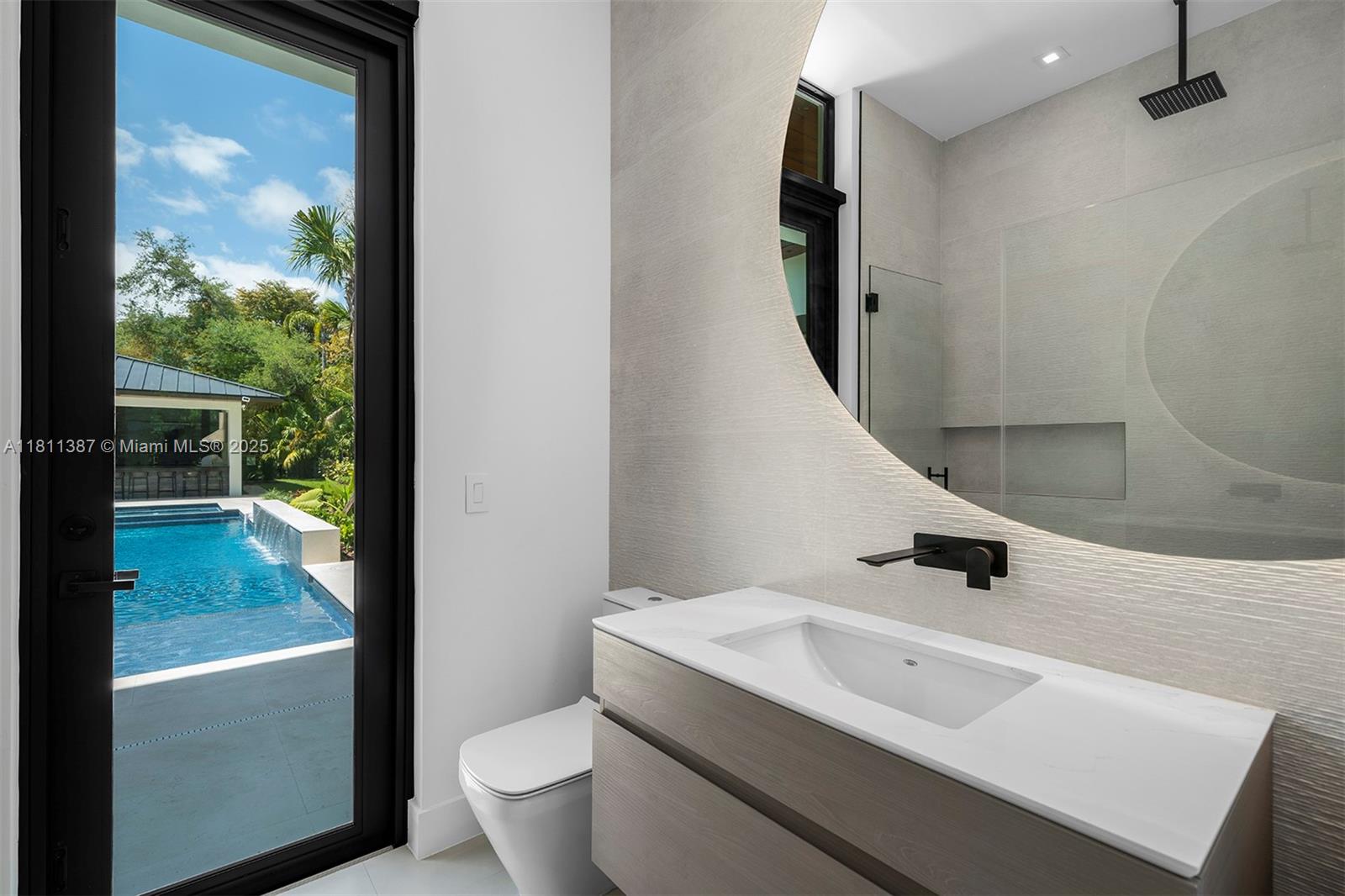 12500 SW 64th Ave Pinecrest, FL 33156