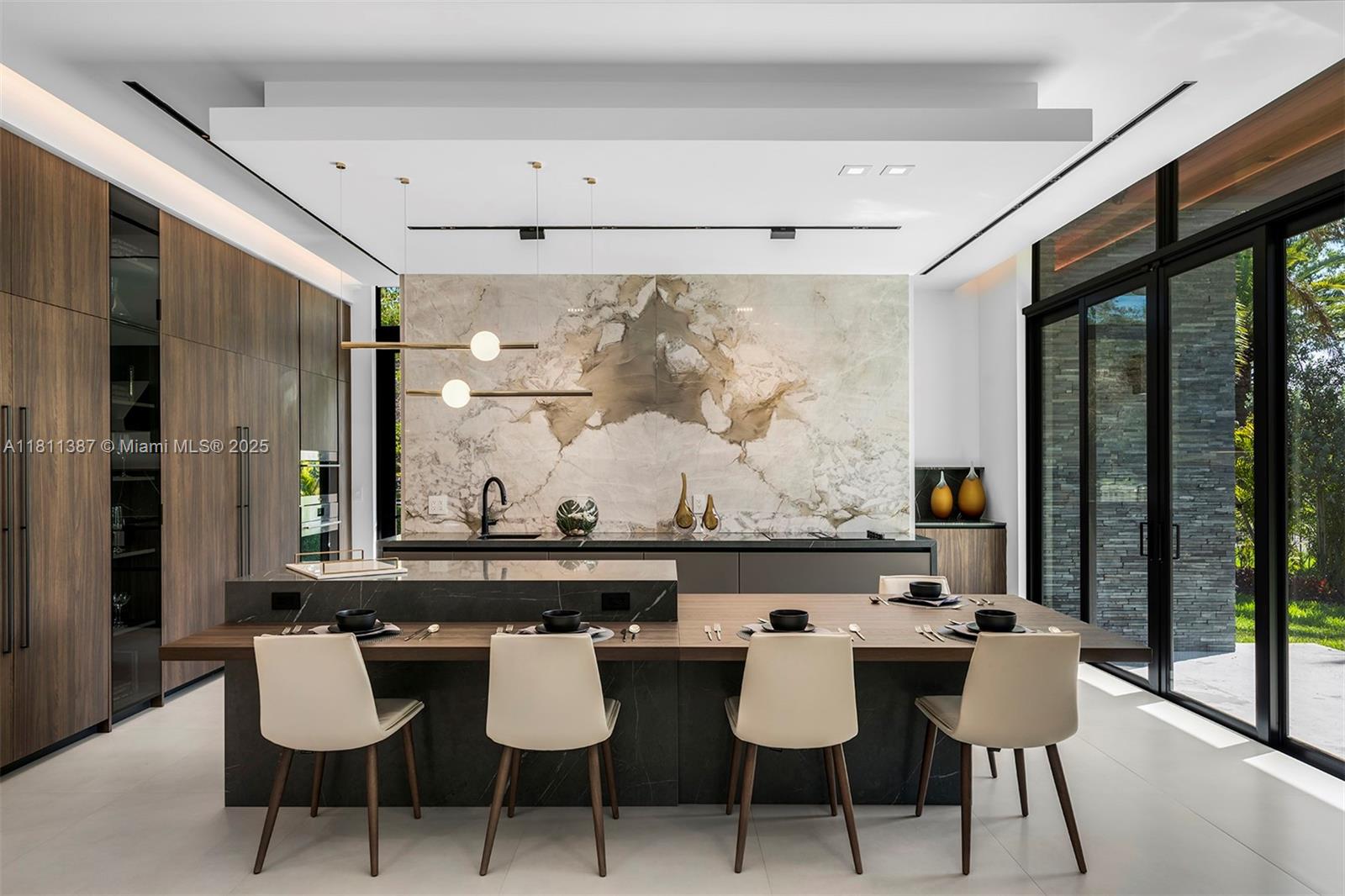 12500 SW 64th Ave Pinecrest, FL 33156