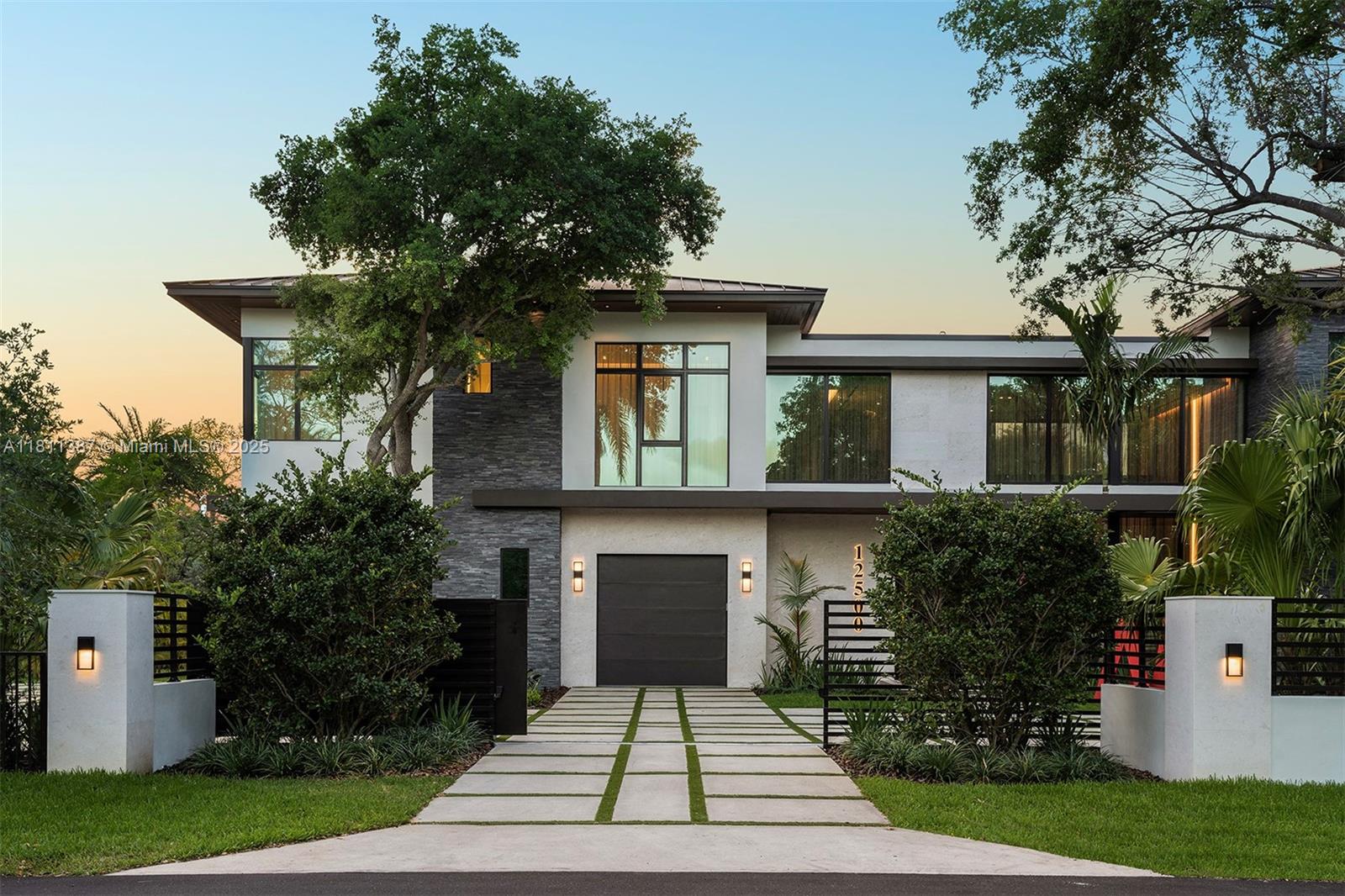 12500 SW 64th Ave Pinecrest, FL 33156