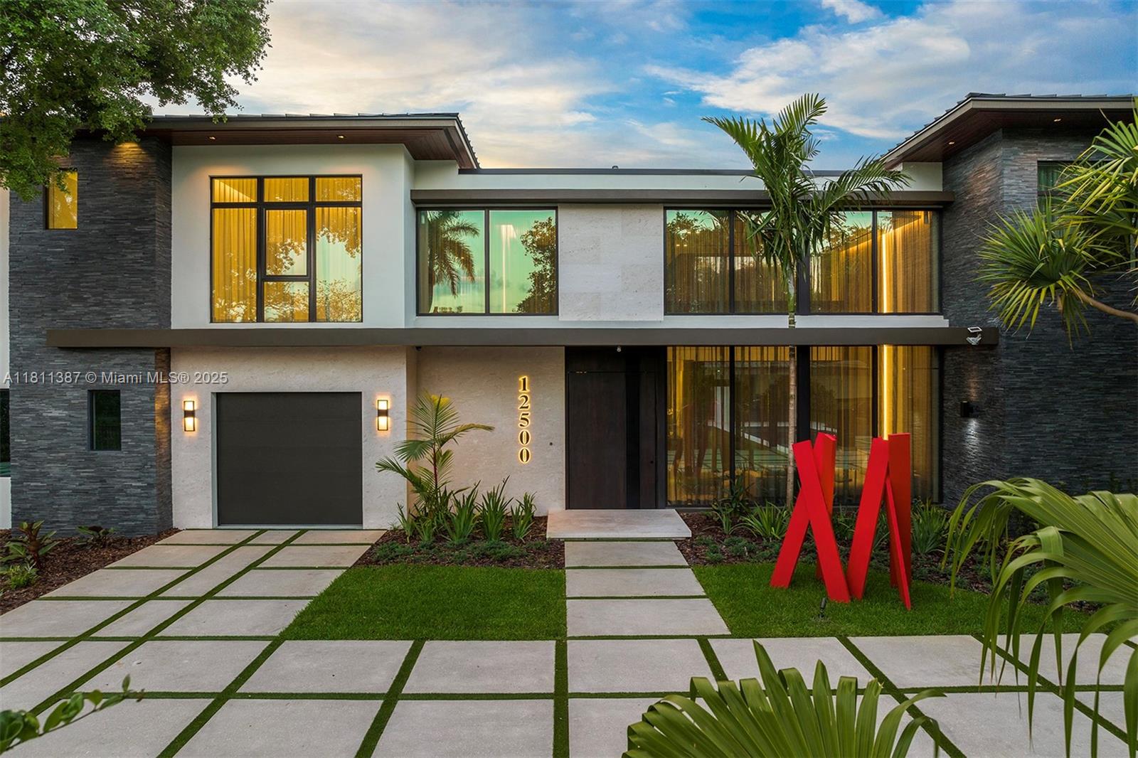 12500 SW 64th Ave Pinecrest, FL 33156