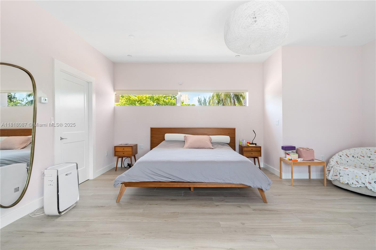 719 W 51st St Miami Beach, FL 33140