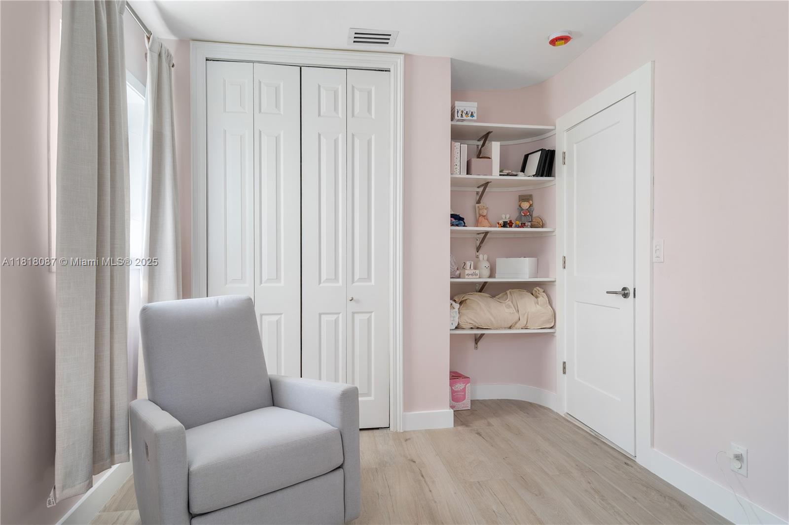 719 W 51st St Miami Beach, FL 33140