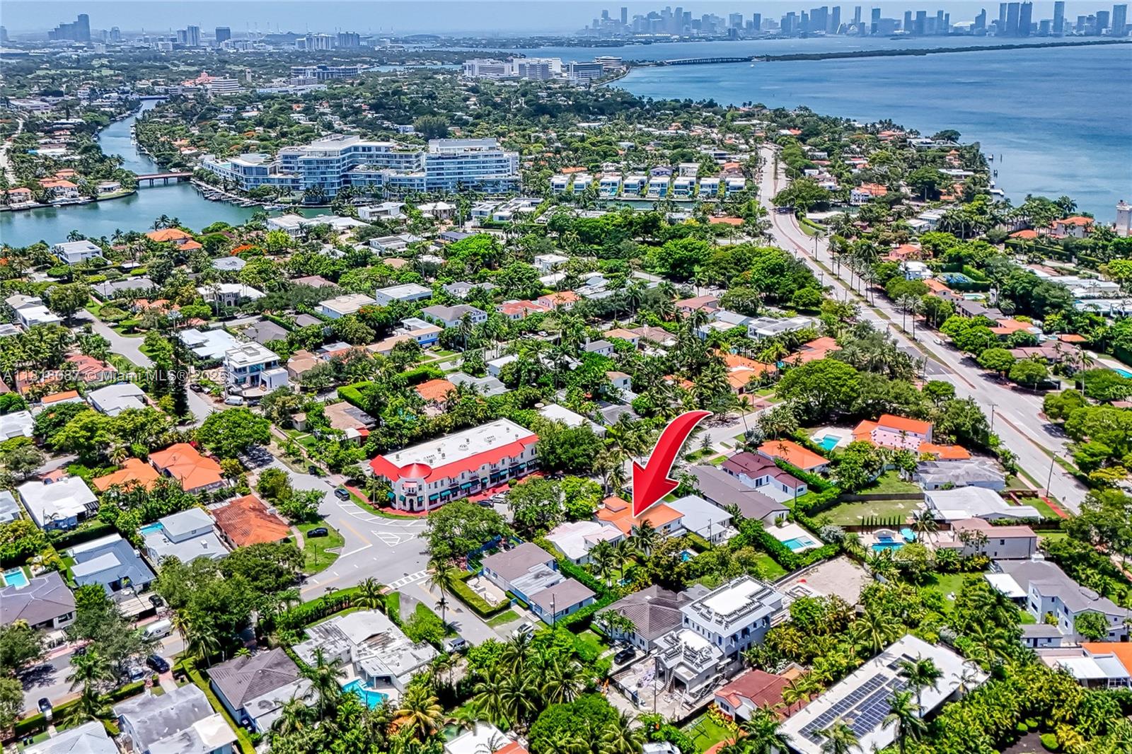 719 W 51st St Miami Beach, FL 33140