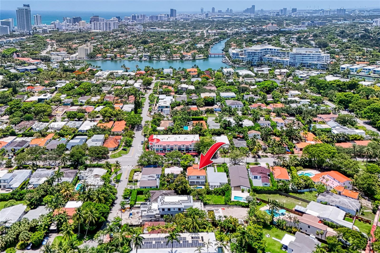 719 W 51st St Miami Beach, FL 33140