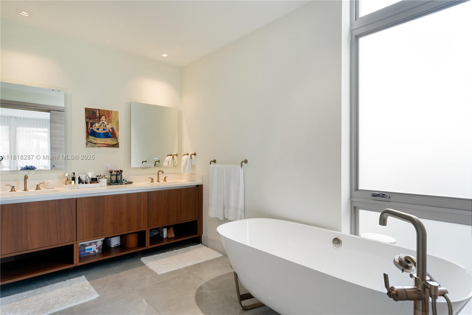 515 Valencia Ave #203 Coral Gables, FL 33134