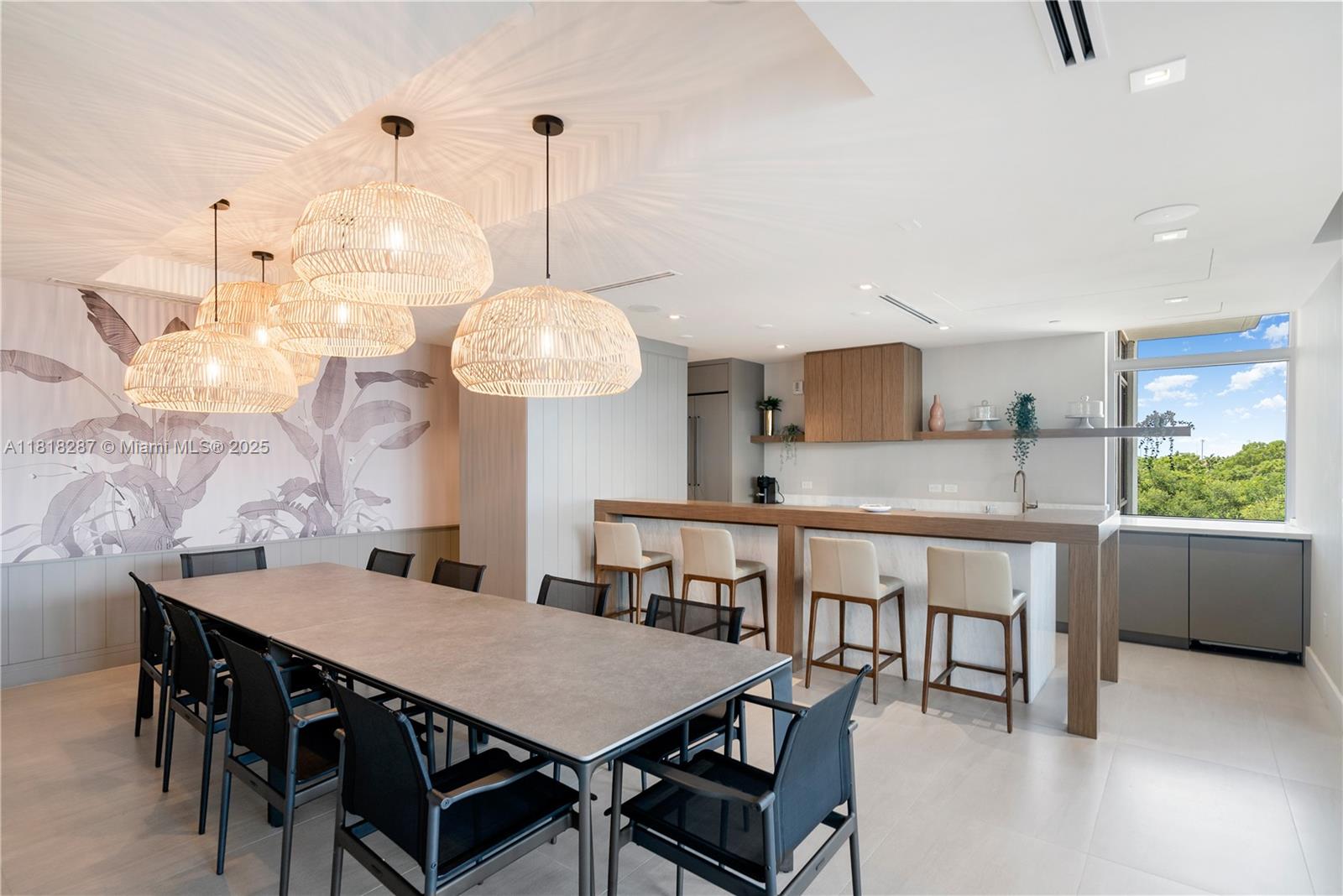 515 Valencia Ave #203 Coral Gables, FL 33134