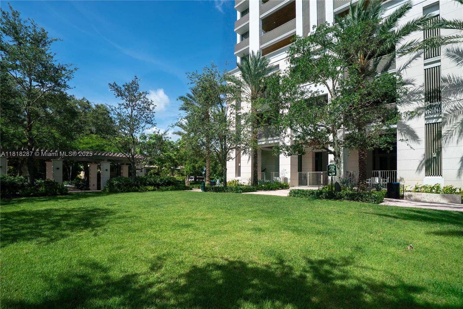 515 Valencia Ave #203 Coral Gables, FL 33134