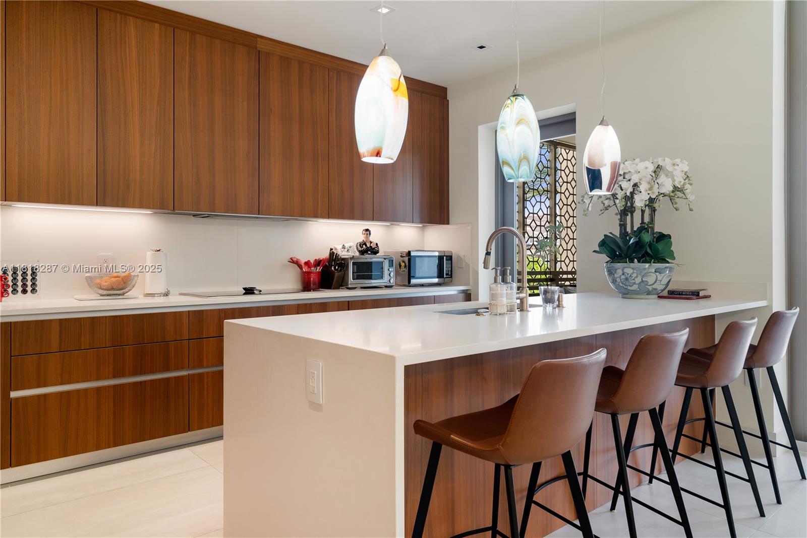 515 Valencia Ave #203 Coral Gables, FL 33134