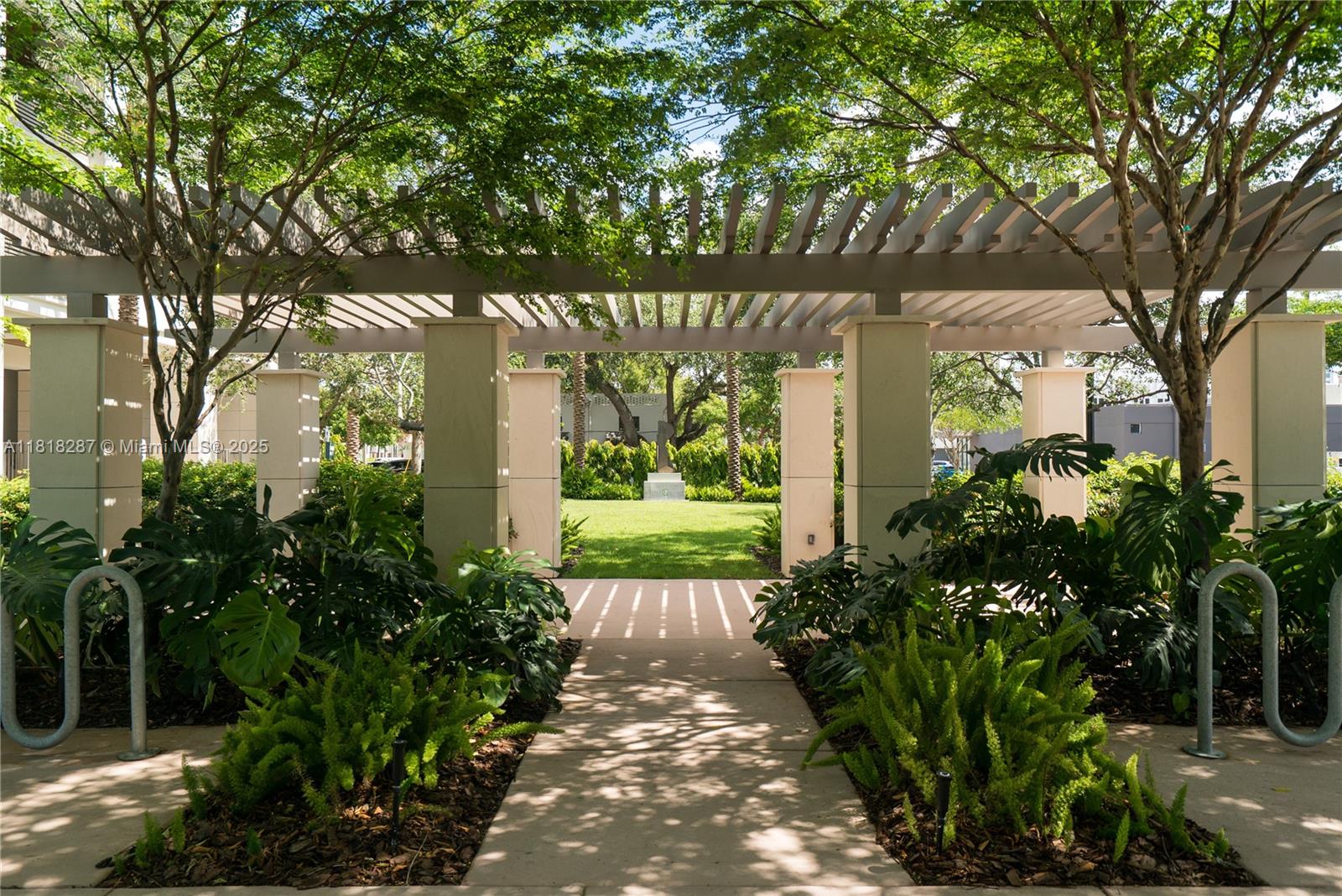 515 Valencia Ave #203 Coral Gables, FL 33134