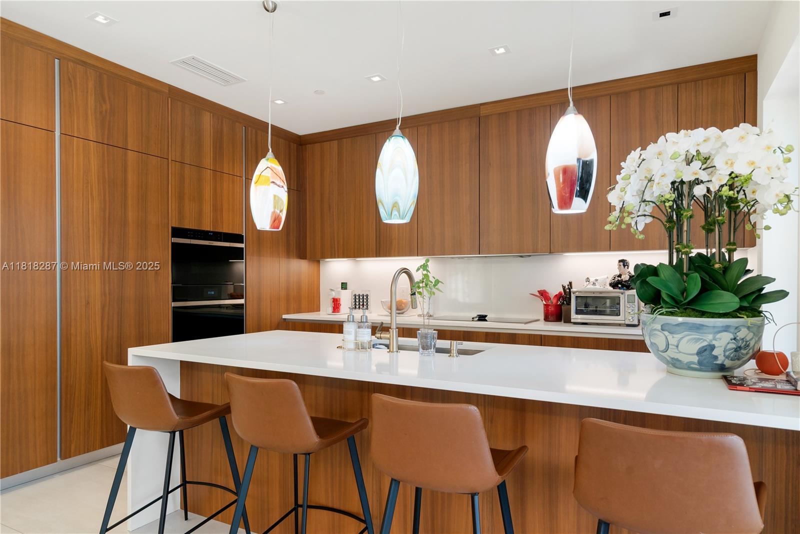 515 Valencia Ave #203 Coral Gables, FL 33134