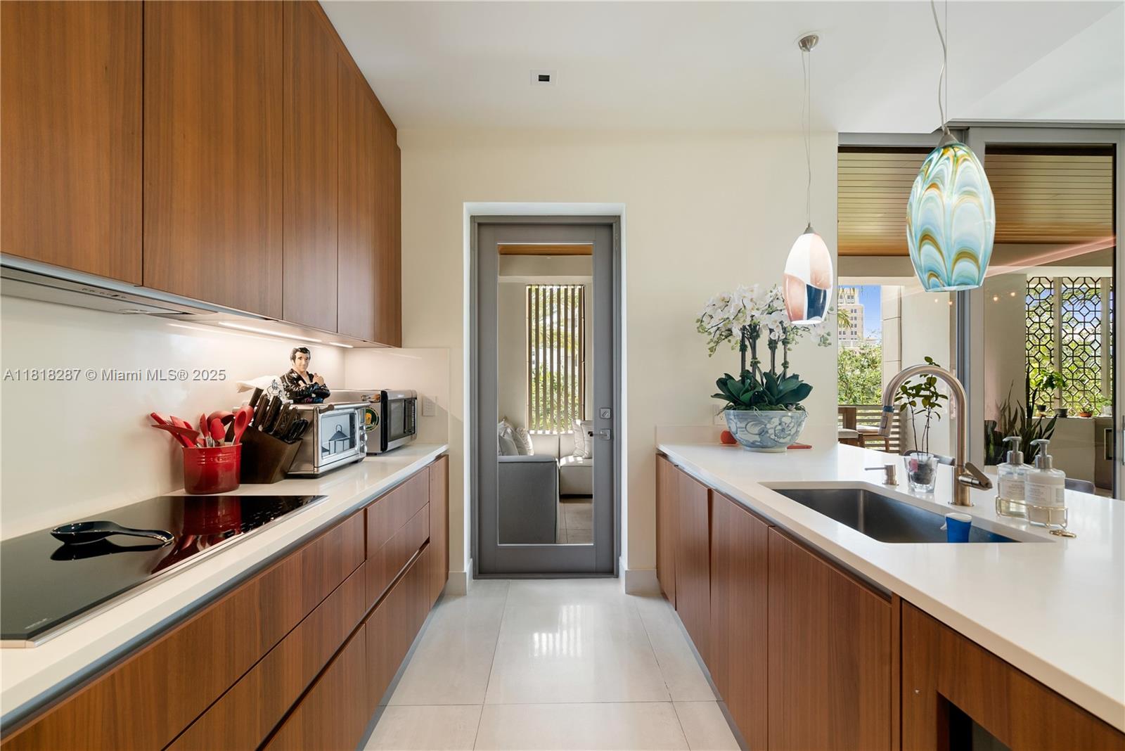 515 Valencia Ave #203 Coral Gables, FL 33134