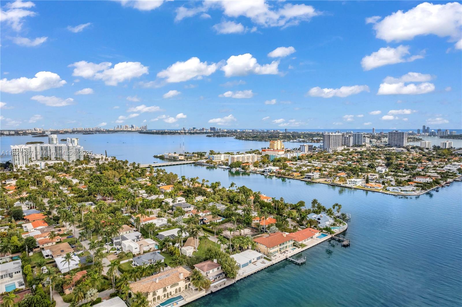 7431 Coquina Dr North Bay Village, FL 33141