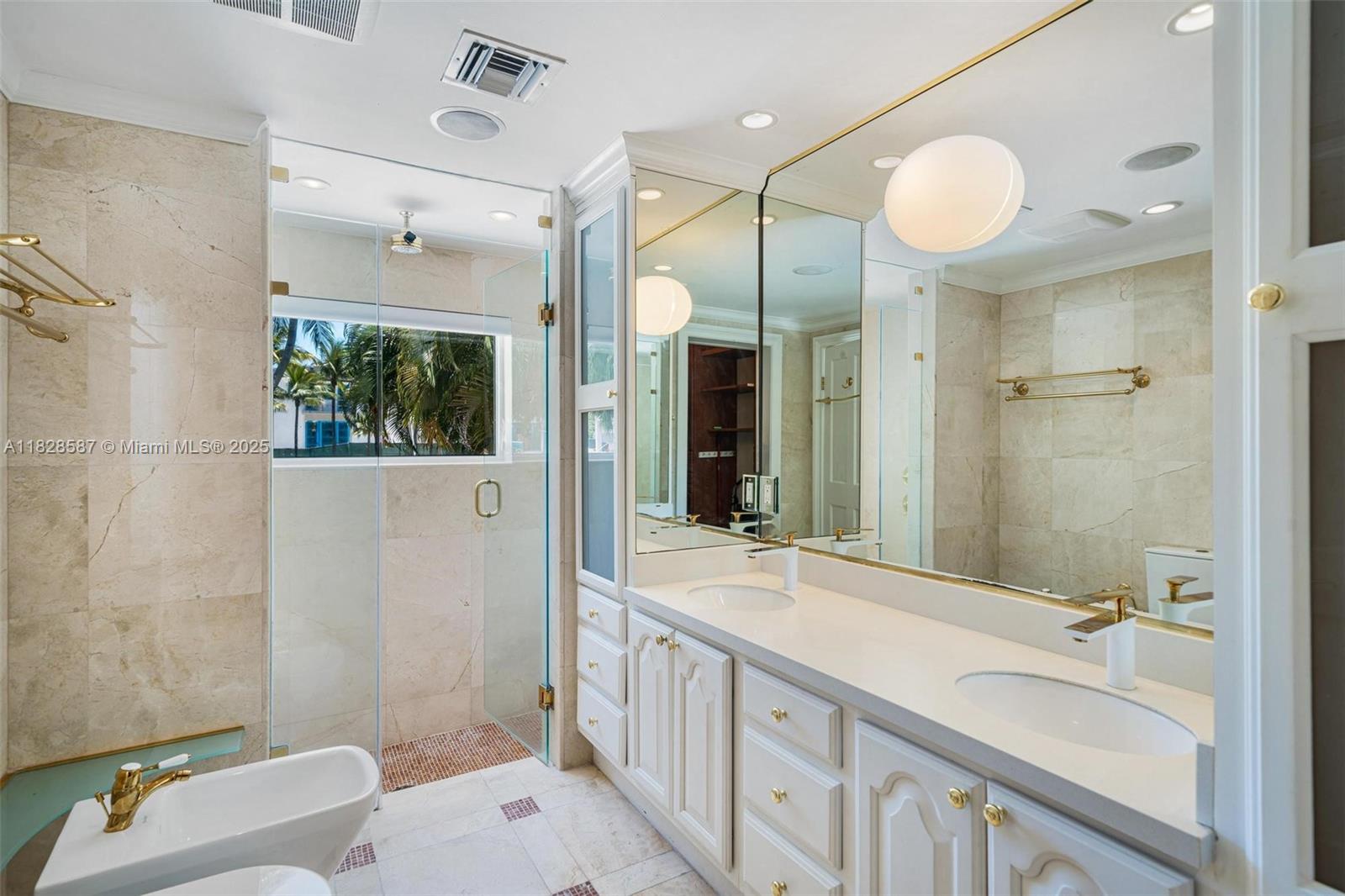 Undisclosed Address Miami, FL 33137