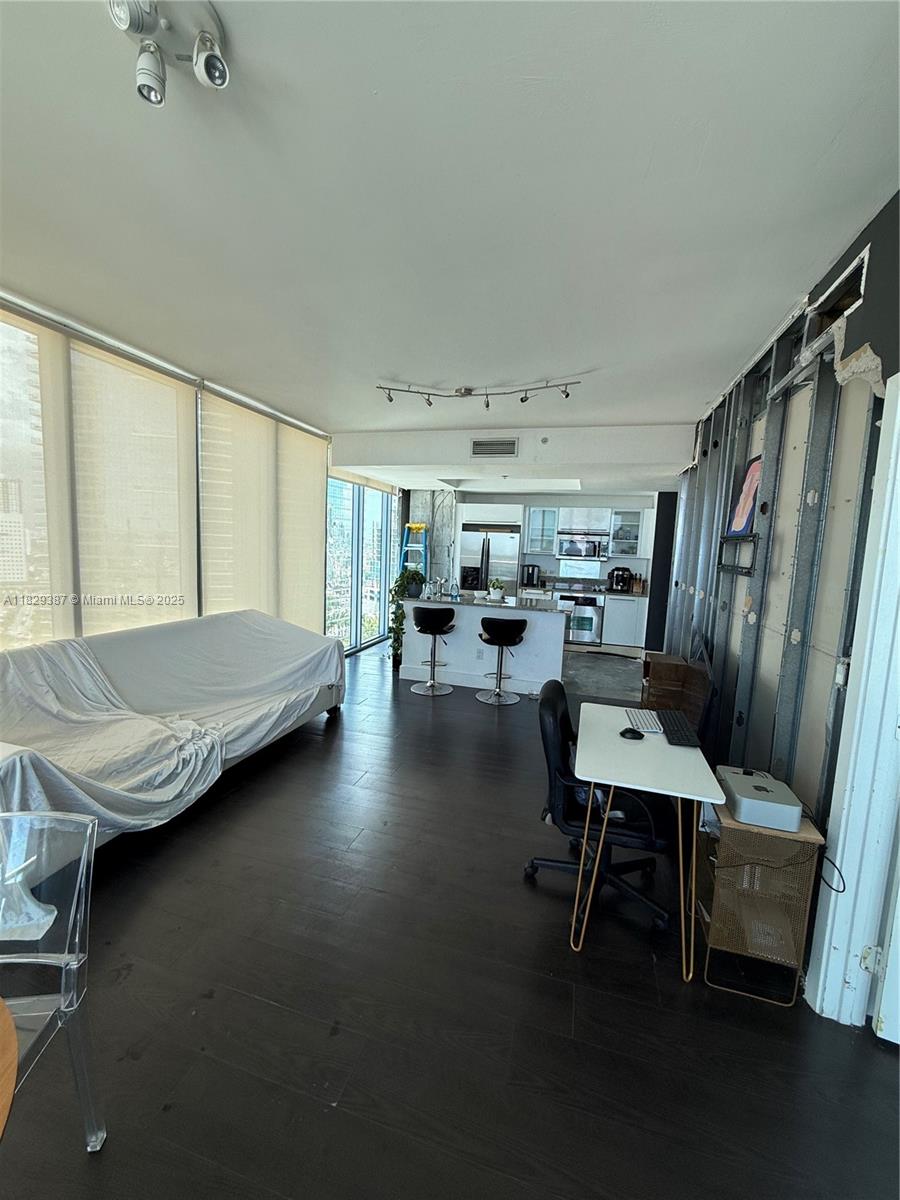 image Marinablue Condo16