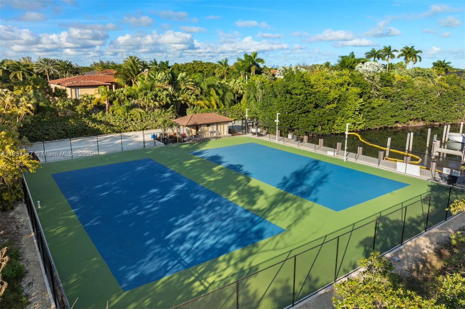 9490 Old Cutler Ln Coral Gables, FL 33156 9490 Old Cutler Ln Coral Gables, FL 33156