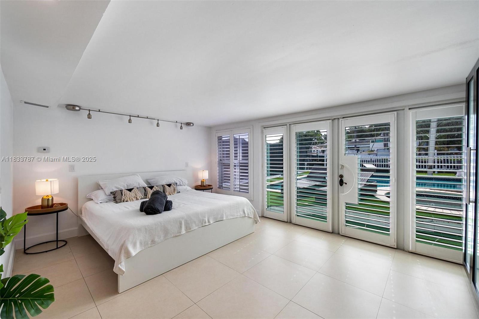 7701 NE 8th Ave Miami, FL 33138